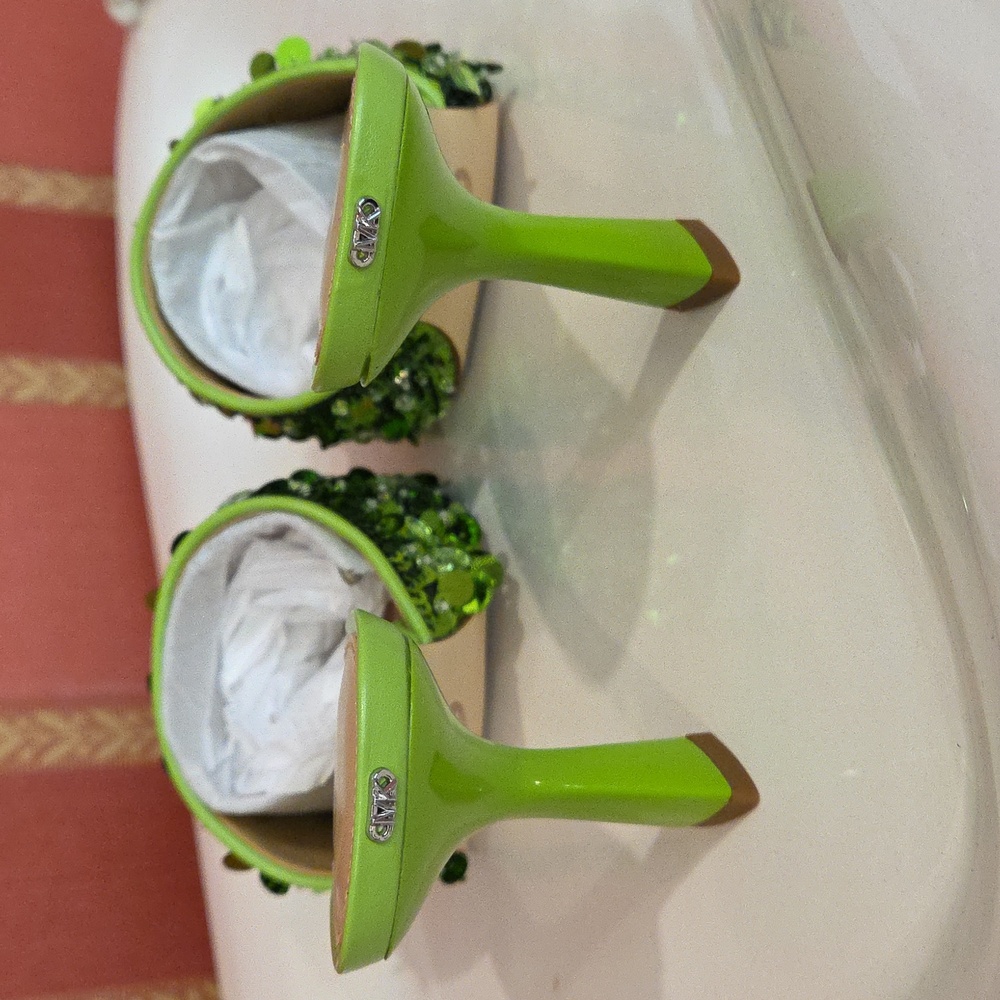 MK Limited Edition Tessa Mule - Picture 4 of 4